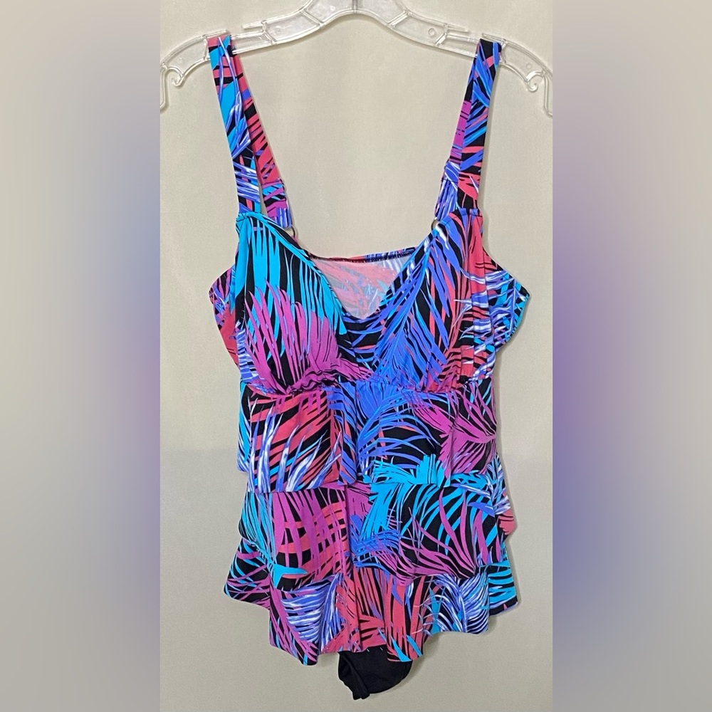 Croft & Barrow Colorful Palm Leaf Ruffled Tiered Swimsuit/Dress/Tankini